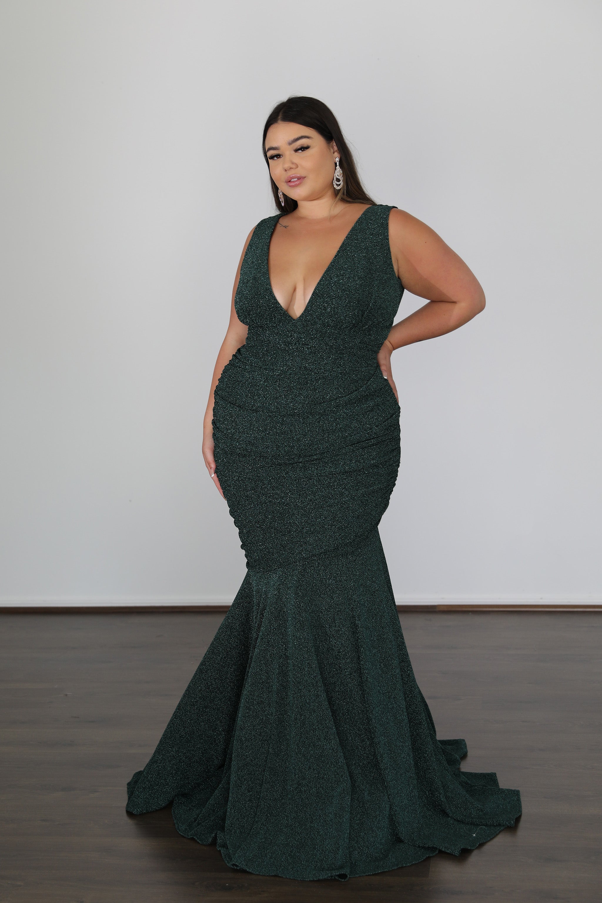 Once Labeled Designer RYLEY Metallic Curve Plus Size Formal Dress