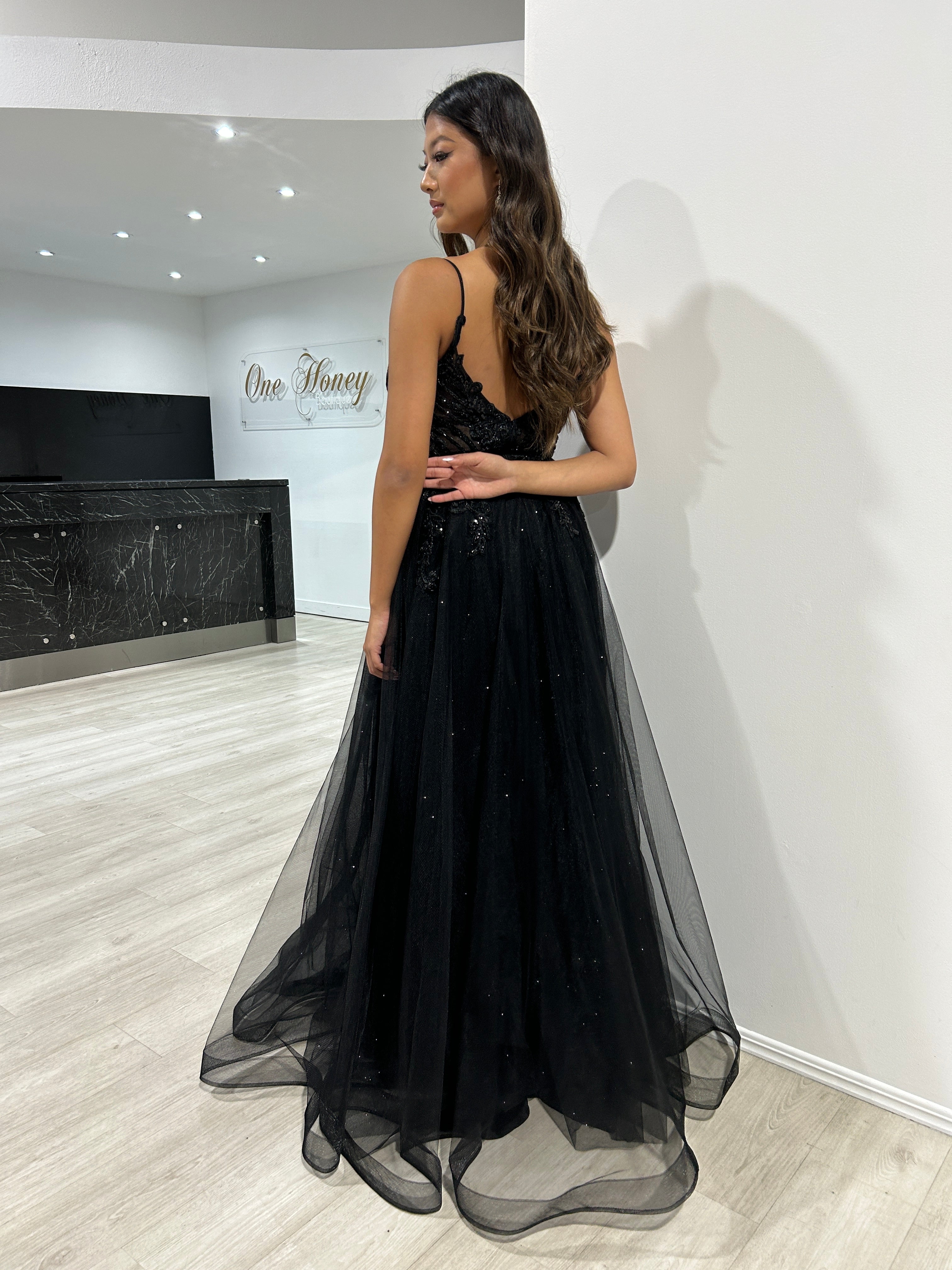 Black tulle ball gown clearance skirt