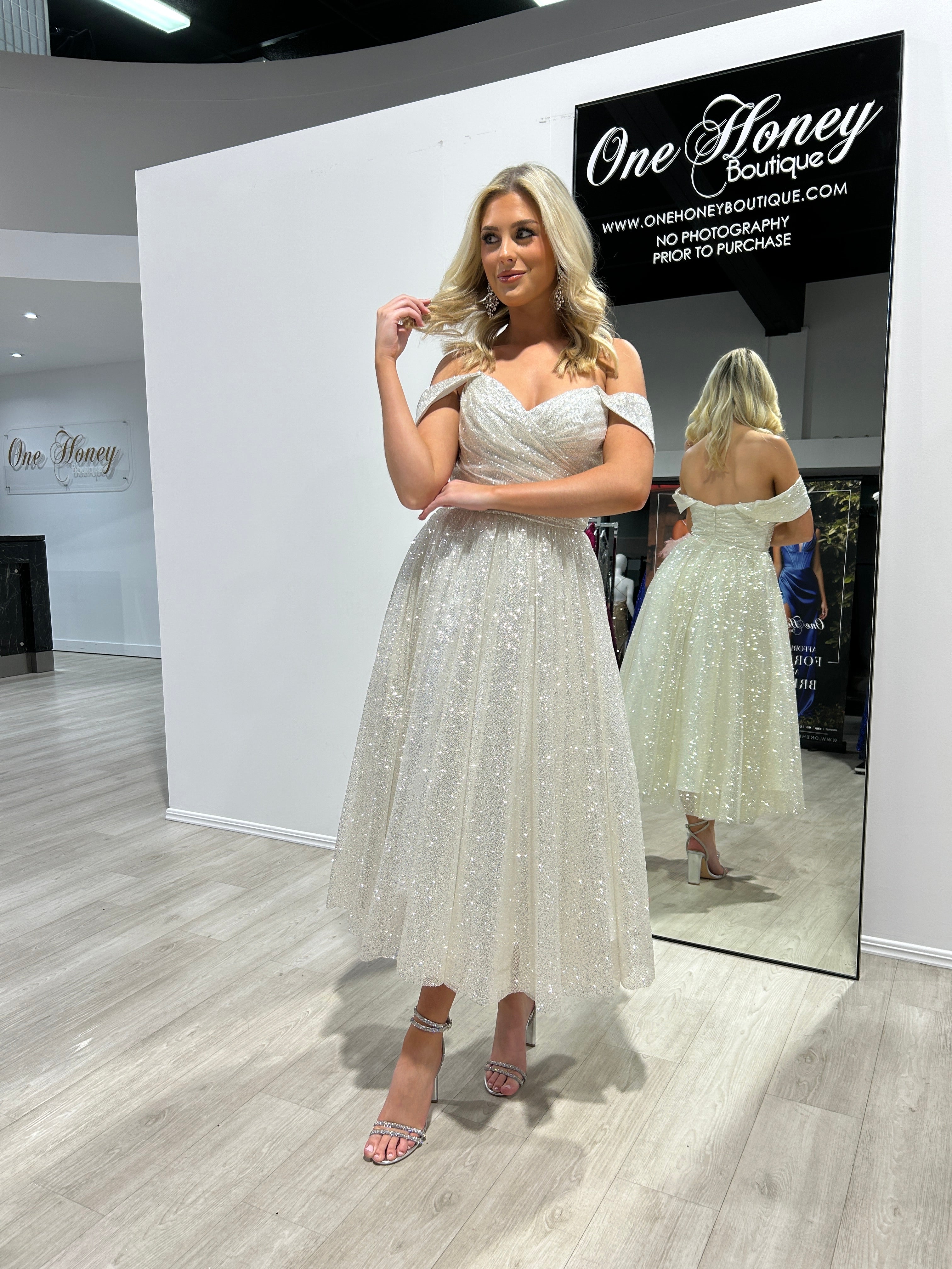 Celeb boutique white clearance dress