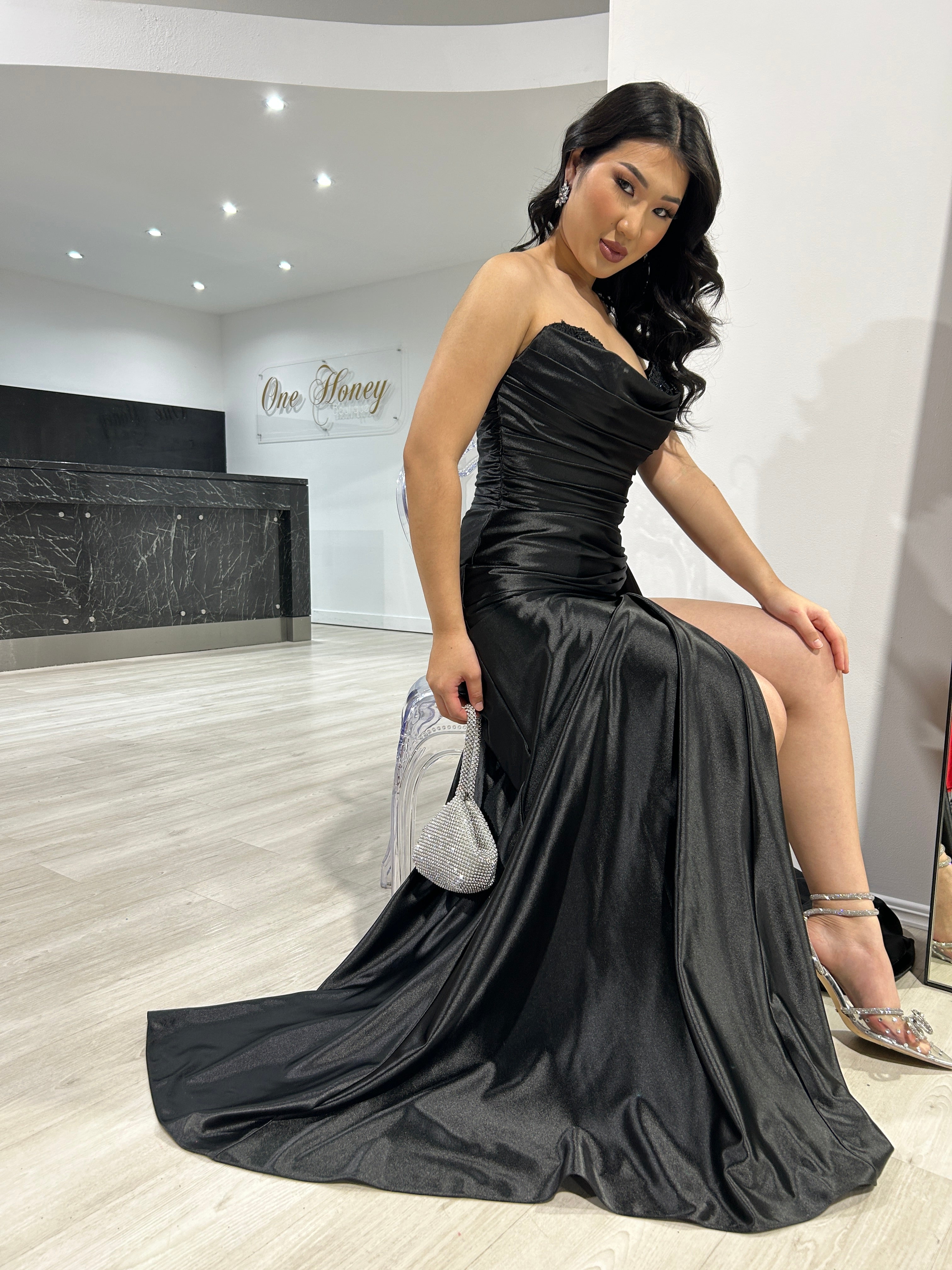 Sherri hill store black mermaid dress