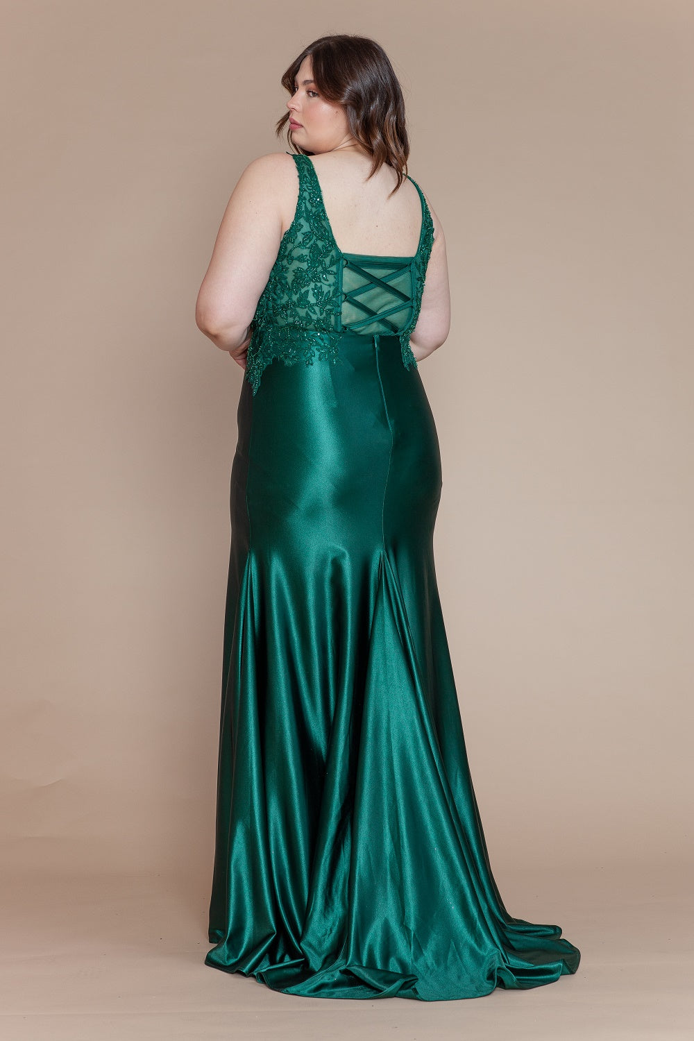 LUCCI Curve Plus Size Embroidered V-Neck Prom & Formal Dress