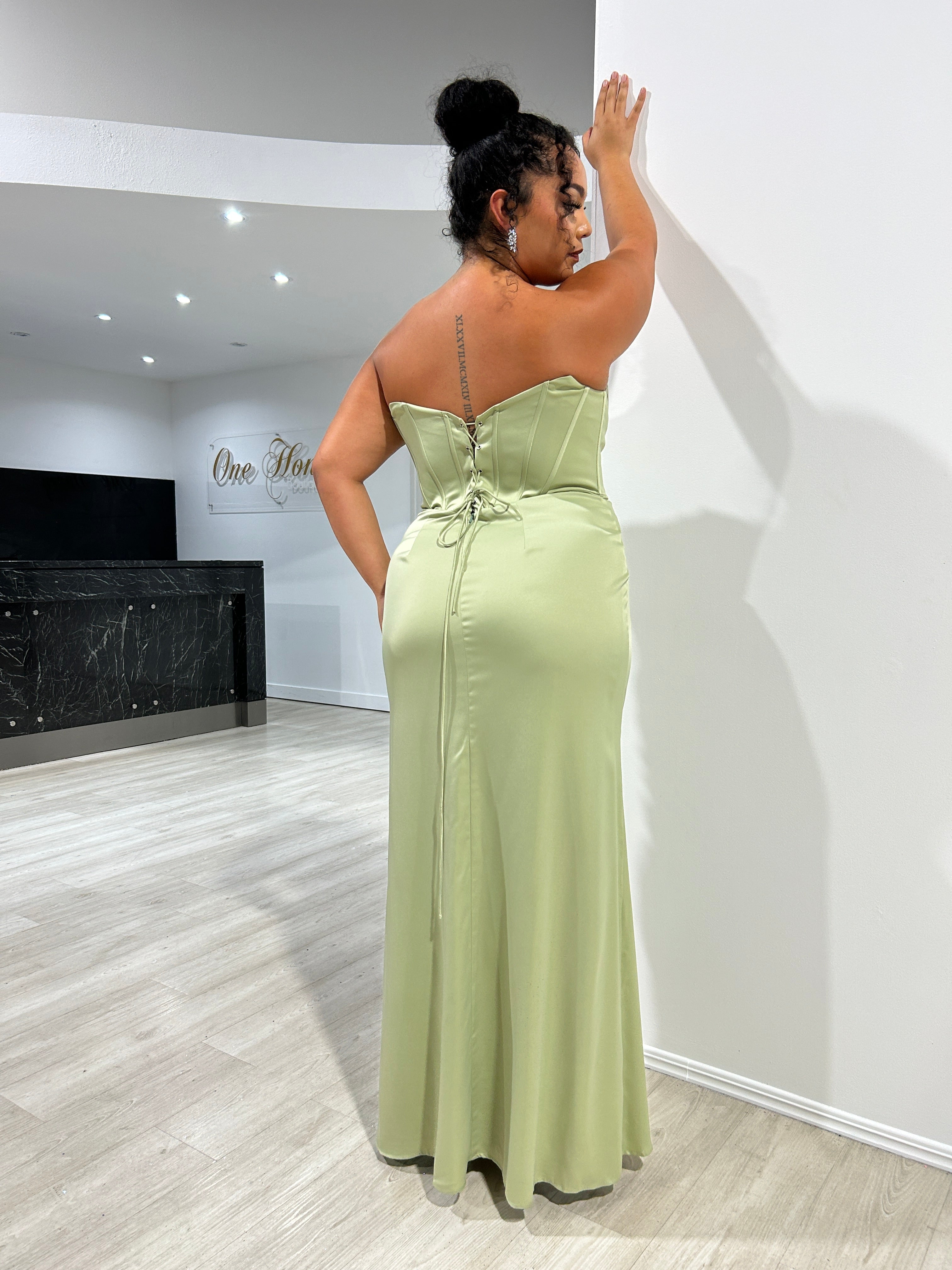 TYRA Off-Shoulder Removable Strap Boned Corset Satin Bridesmaid Prom Dress