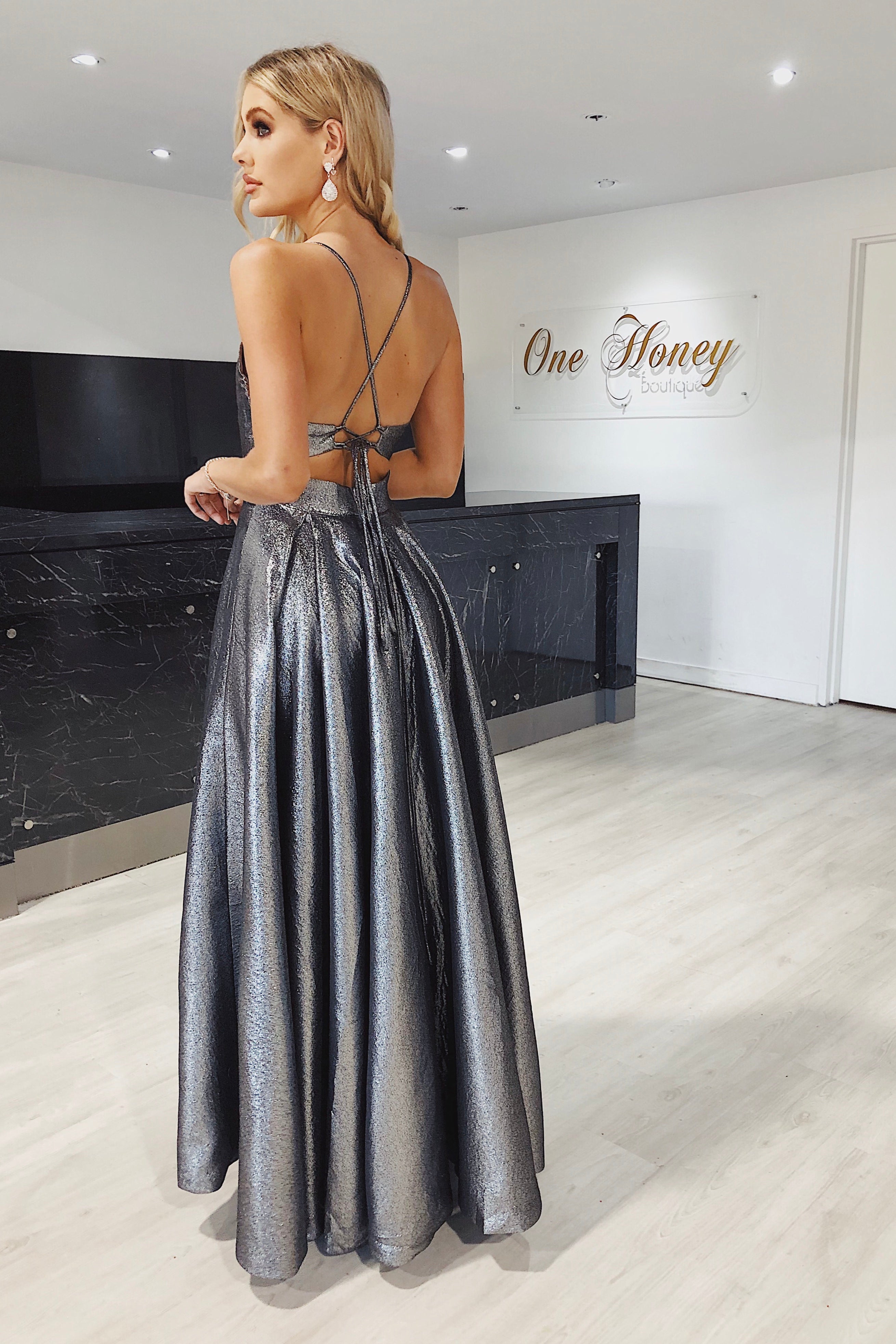 Gunmetal grey clearance prom dress