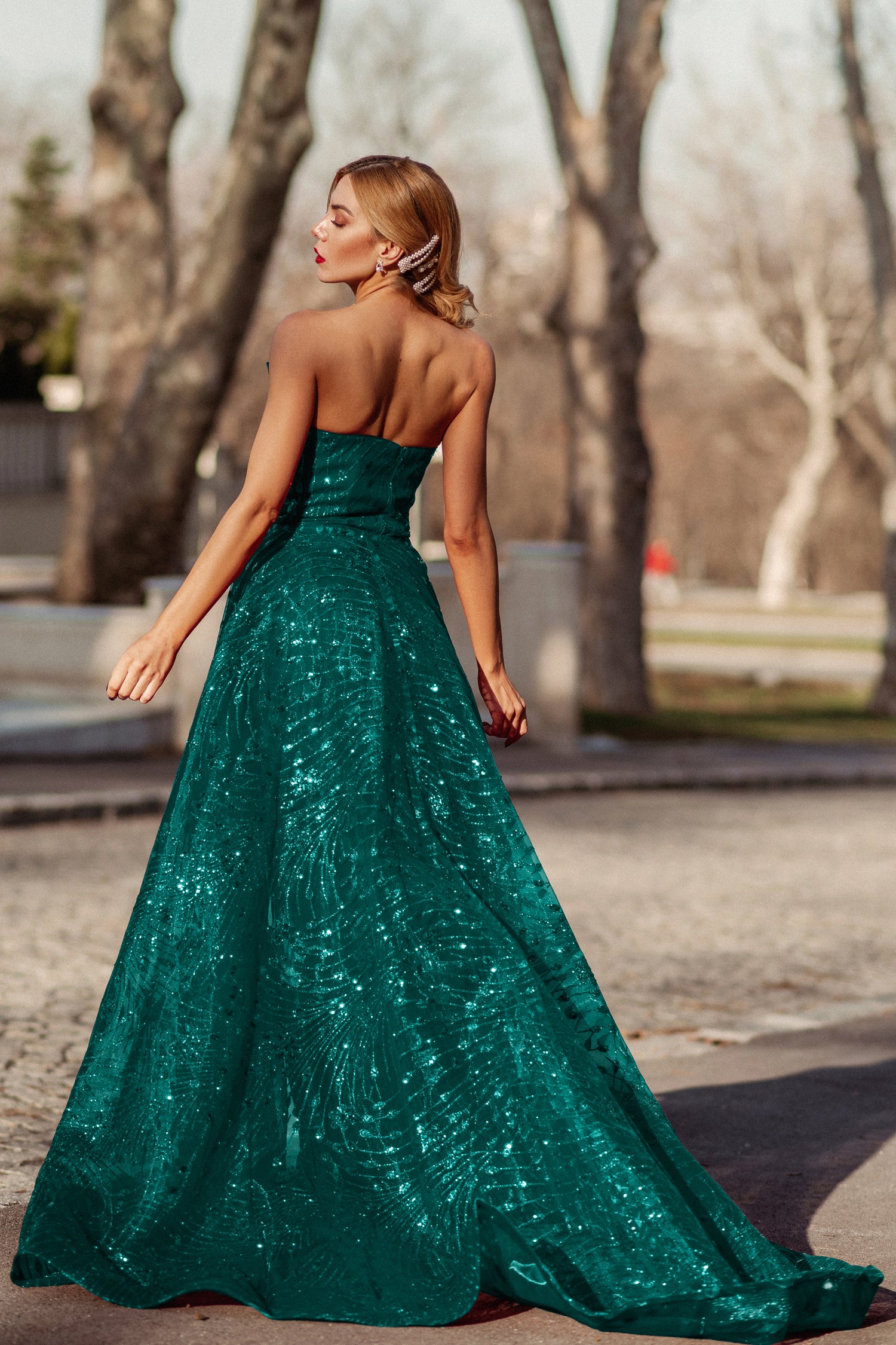 Emerald green ball gown skirt hotsell