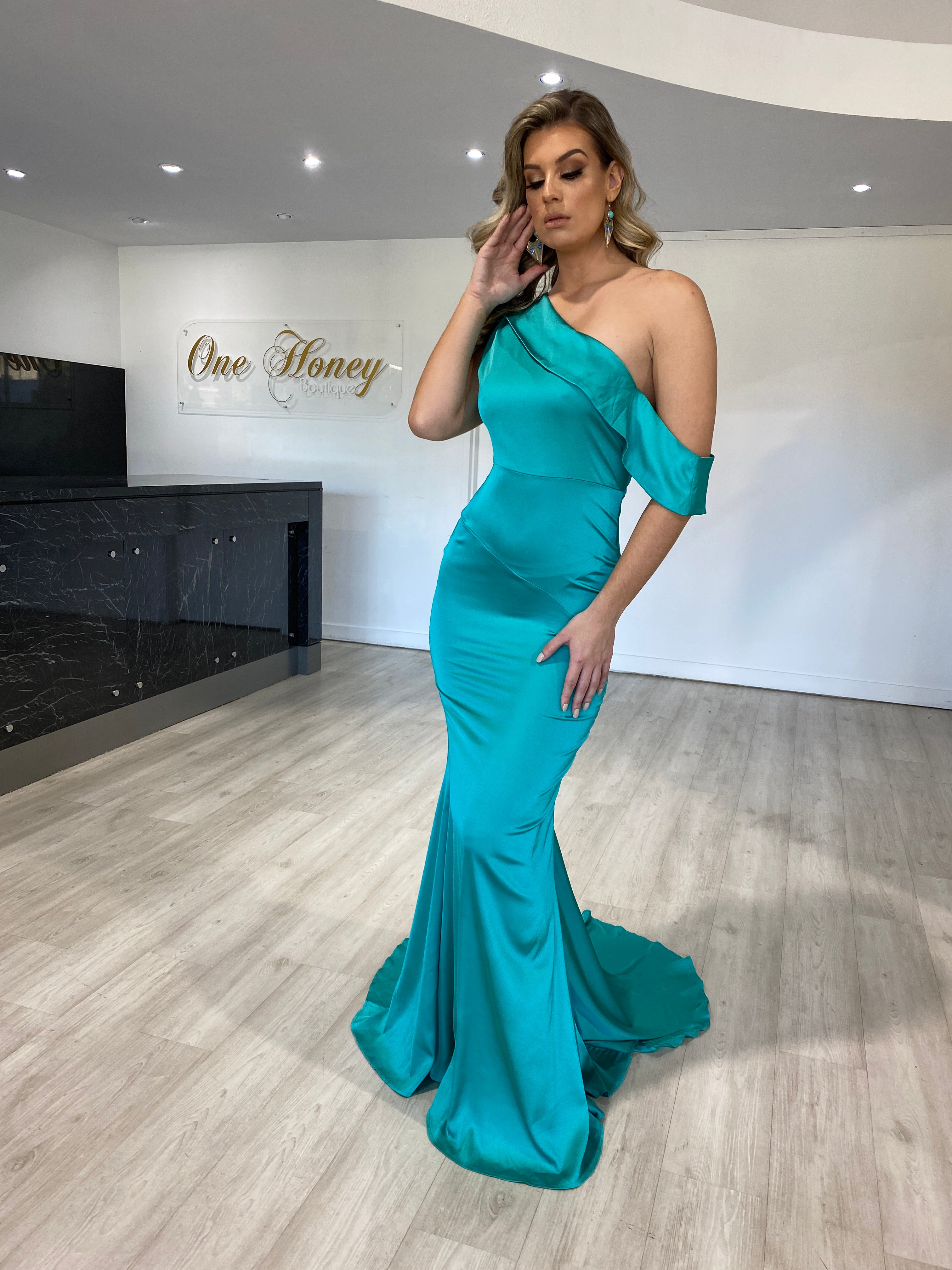 Green satin mermaid outlet dress