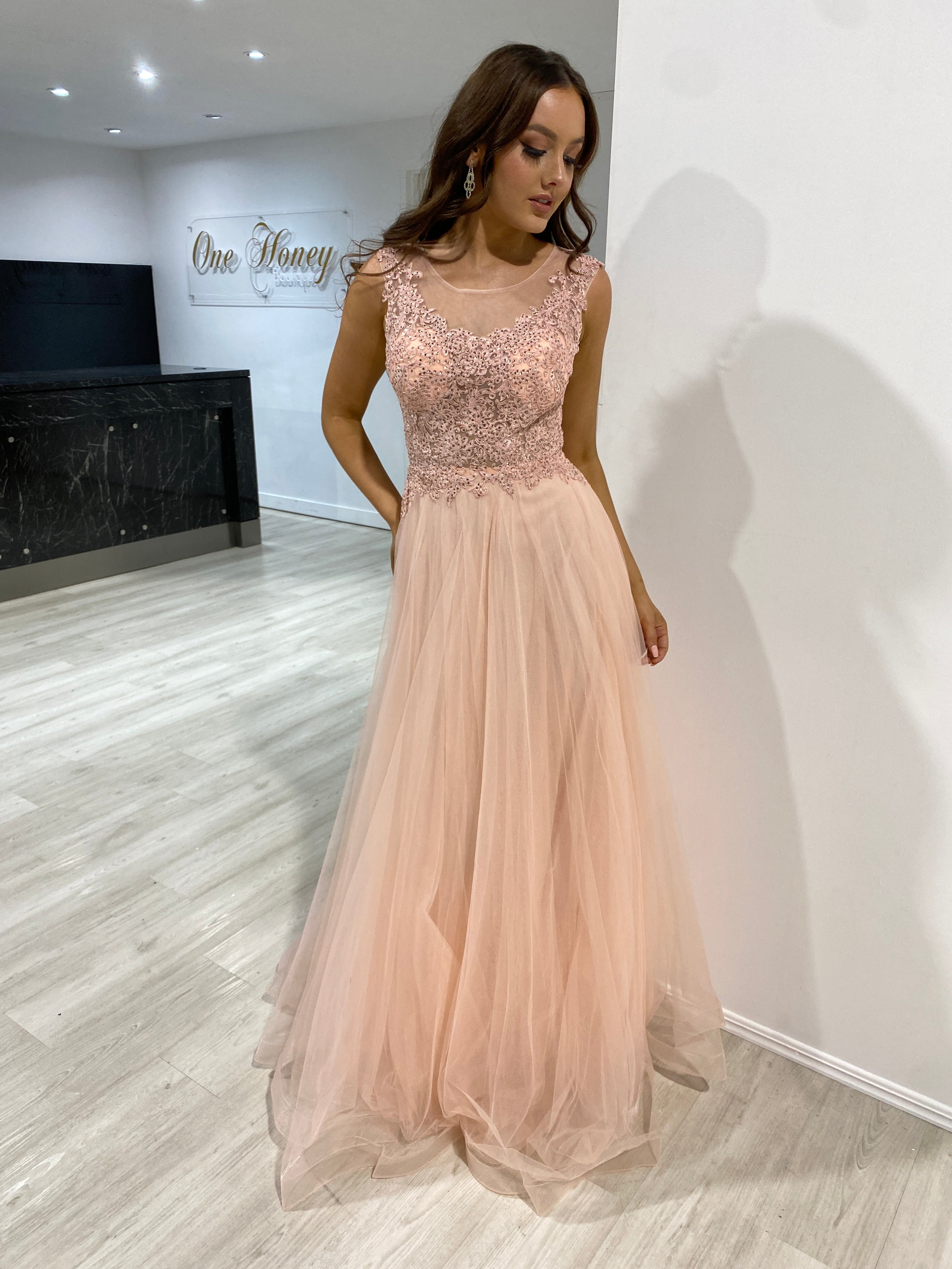 Maddie tulle midi dress deals