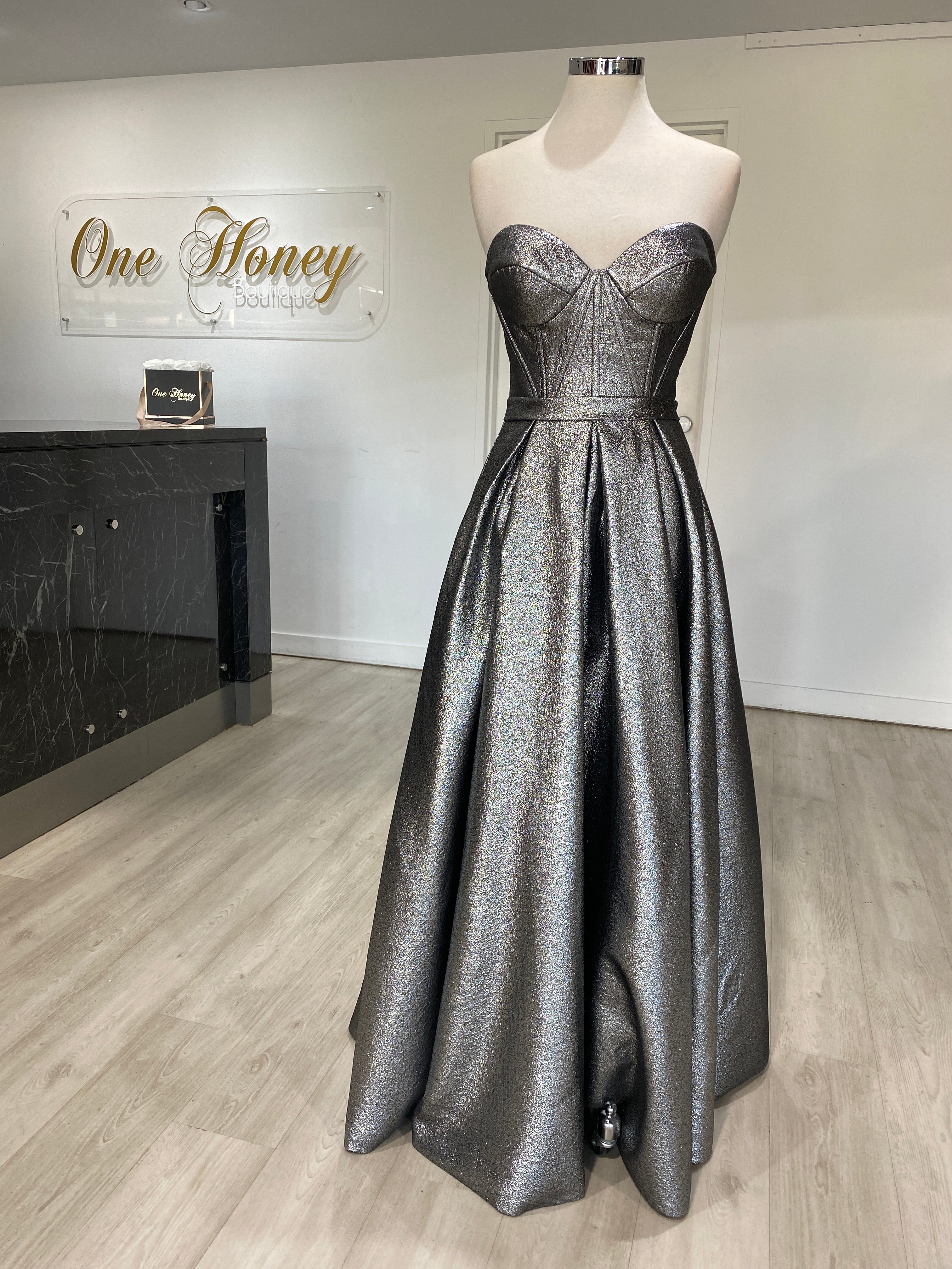 Honey Couture TORI Metallic Fabric Formal Dress