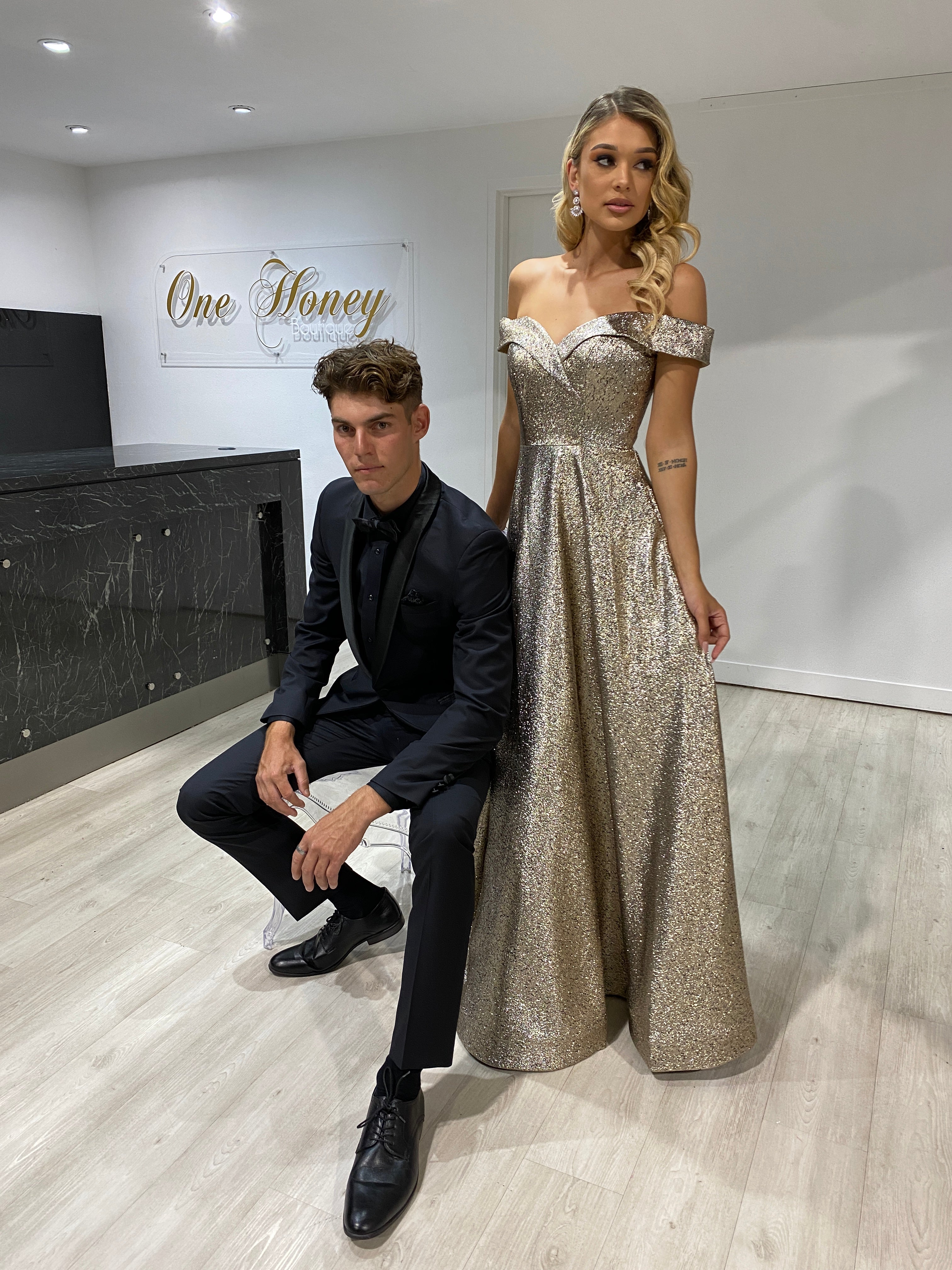 Bronze sales homecoming dress